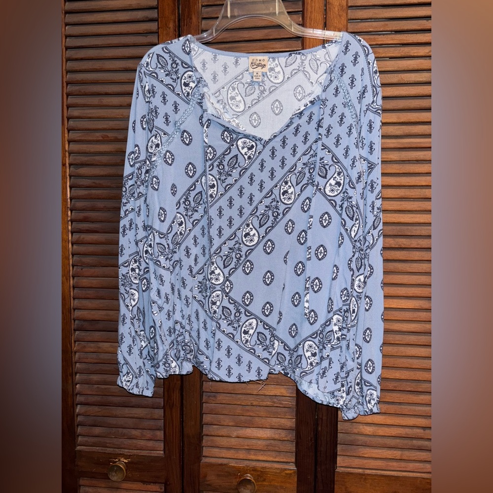 Como Vintage (TSC) Blue Paisley Women's Top
